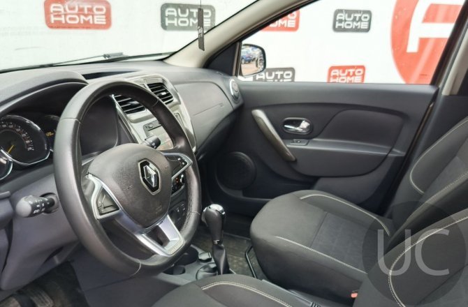 подержанный авто Renault Sandero 2019 года