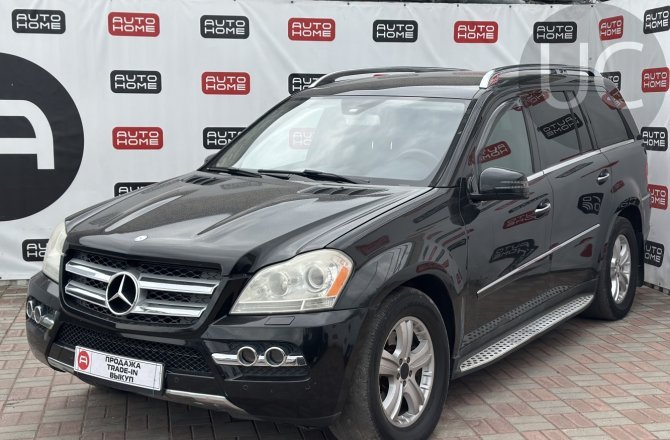 подержанный авто Mercedes-Benz GL-Class 2011 года