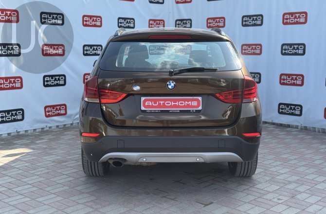 купить б/у автомобиль BMW X1 2014 года