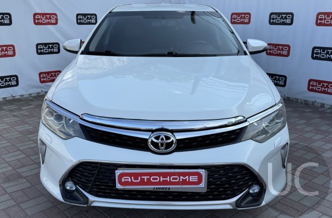 фотографии Toyota Camry