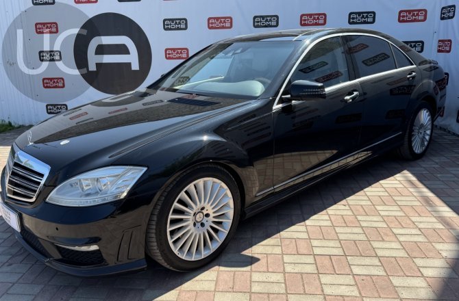 подержанный авто Mercedes-Benz S-Class 2009 года