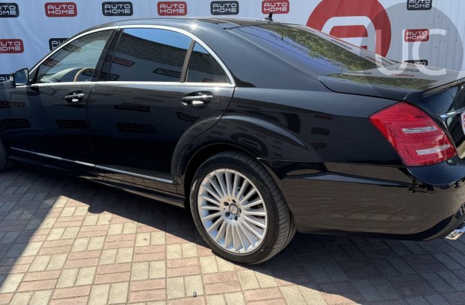 Mercedes-Benz S-Class 2009 года за 1 349 999 рублей