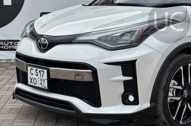 фотографии Toyota C-HR