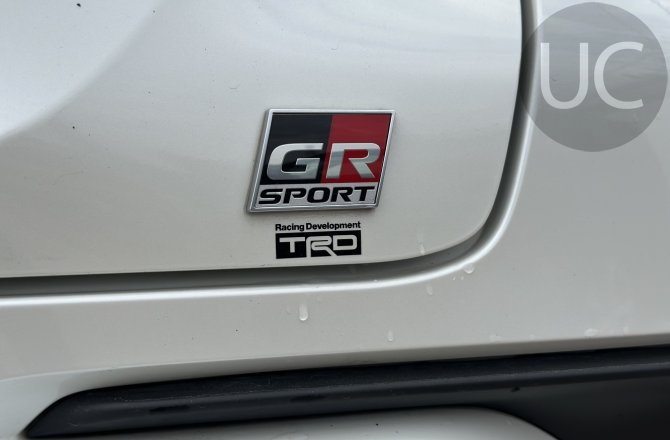 объявление о продаже Toyota C-HR 2020 года