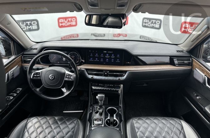 подержанный авто Kia Mohave 2019 года
