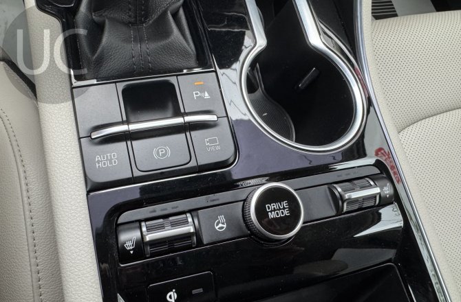 объявление о продаже Kia K5 2022 года