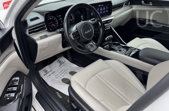 подержанный авто Kia K5 2022 года