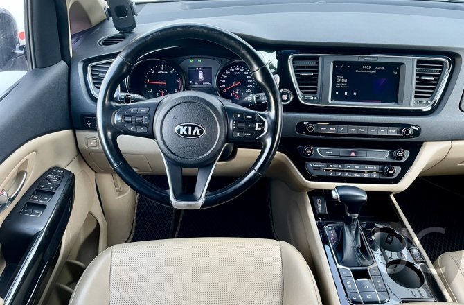 фотографии Kia Carnival