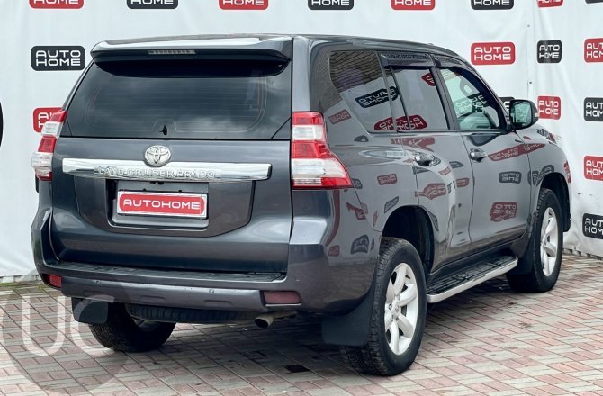 купить Toyota Land Cruiser Prado с пробегом, 2014 года