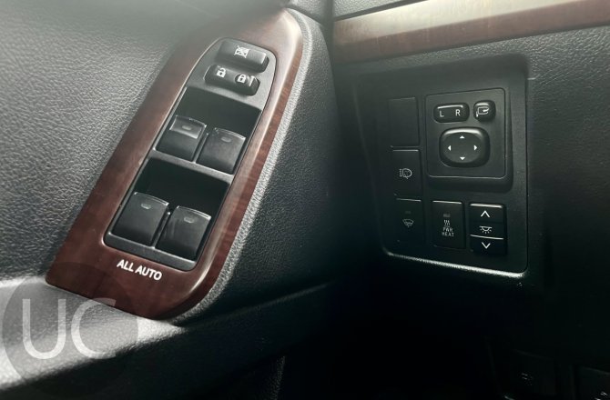 купить Toyota Land Cruiser Prado с пробегом, 2014 года