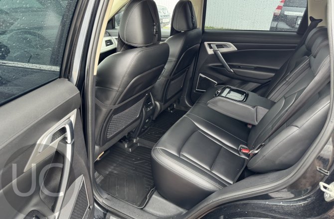 купить б/у автомобиль Geely Atlas 2021 года