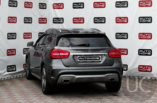 Mercedes-Benz GLA-Class 2014 года за 2 399 990 рублей