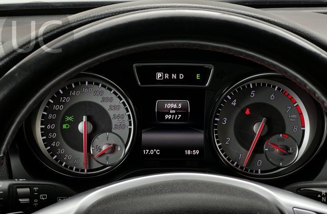 подержанный авто Mercedes-Benz GLA-Class 2014 года