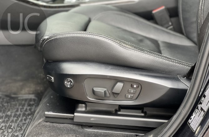 подержанный авто BMW X3 2012 года