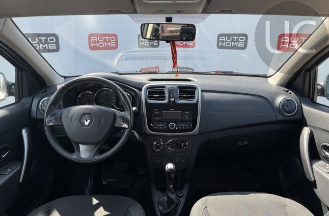 фотографии Renault Sandero