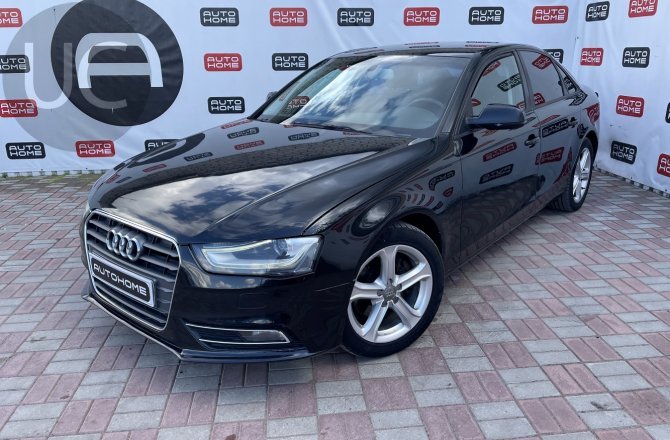 подержанный авто Audi A4 2013 года