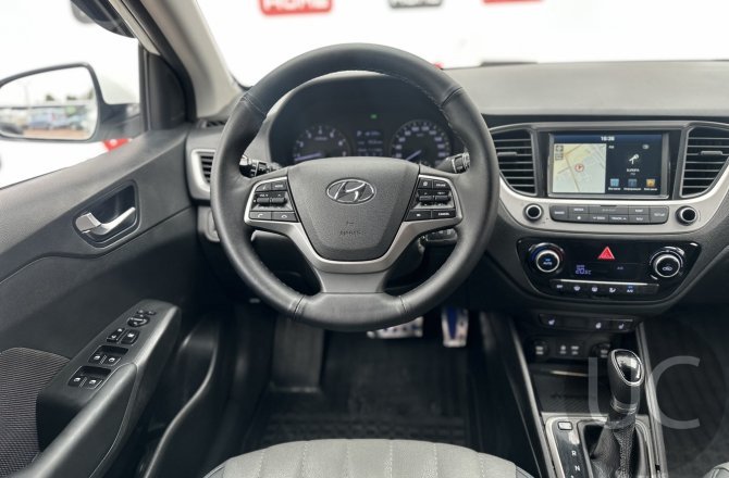 купить Hyundai Solaris с пробегом, 2018 года