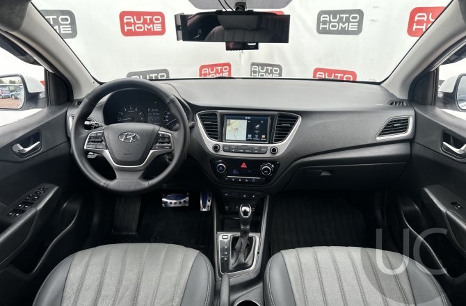 Hyundai Solaris 2018 года за 1 050 000 рублей