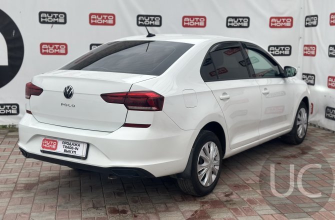 подержанный авто Volkswagen Polo 2020 года