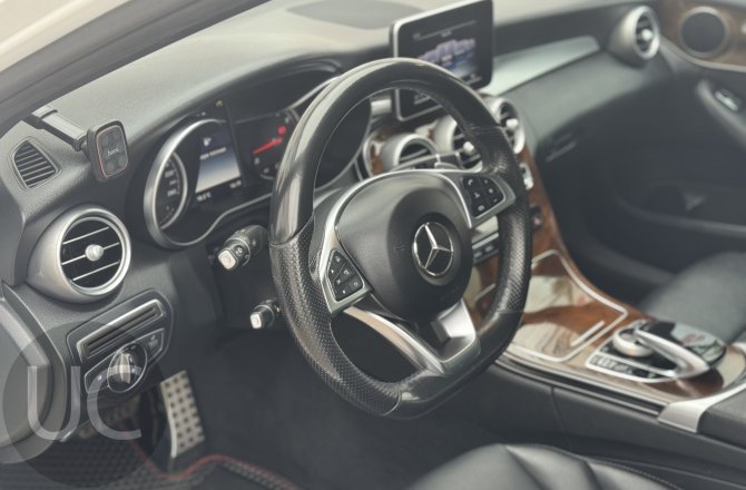 подержанный авто Mercedes-Benz C-Class AMG 2017 года