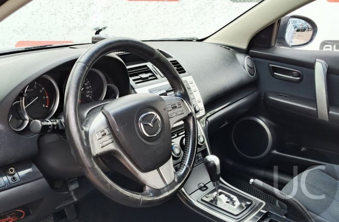 подержанный авто Mazda 6 2008 года