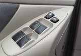 подержанный авто Nissan Almera Tino 2002 года