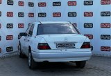 Mercedes-Benz E-Class 1995 года за 389 990 рублей