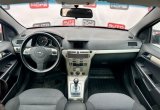 подержанный авто Opel Astra 2008 года