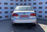 купить б/у автомобиль Volkswagen Jetta 2013 года