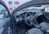 подержанный авто Volkswagen Jetta 2013 года