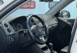 подержанный авто Volkswagen Tiguan 2010 года
