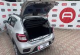 подержанный авто Renault Sandero 2015 года