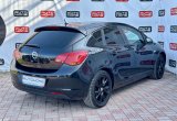 подержанный авто Opel Astra 2011 года