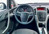 купить Opel Astra с пробегом, 2011 года