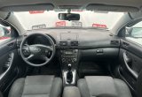 фотографии Toyota Avensis