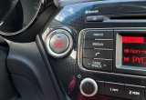 купить б/у автомобиль Kia Rio 2015 года