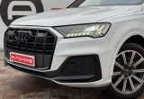 фотографии Audi Q7