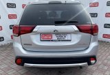 купить б/у автомобиль Mitsubishi Outlander 2016 года