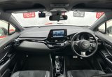 подержанный авто Toyota C-HR 2020 года