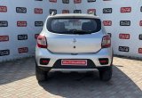 купить б/у автомобиль Renault Sandero 2017 года