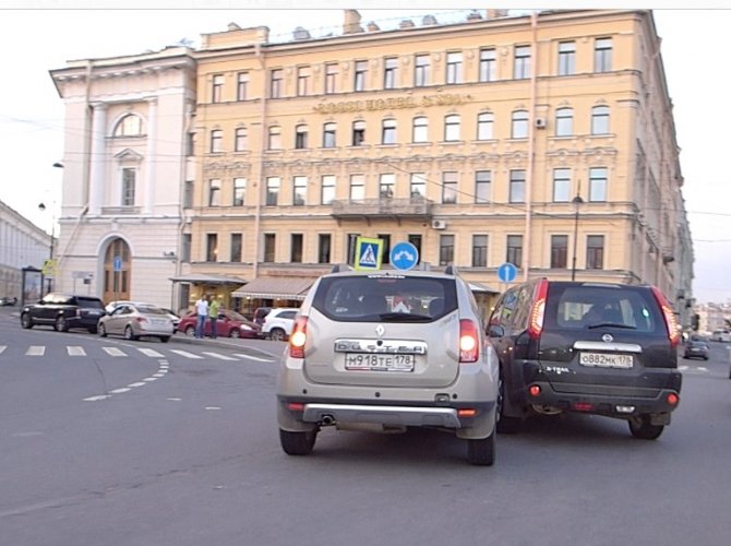 ДТП на площади Ломоносова