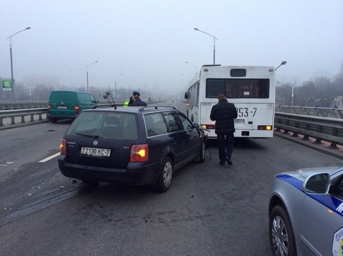 ДТП в Минске - наезд на препятствие