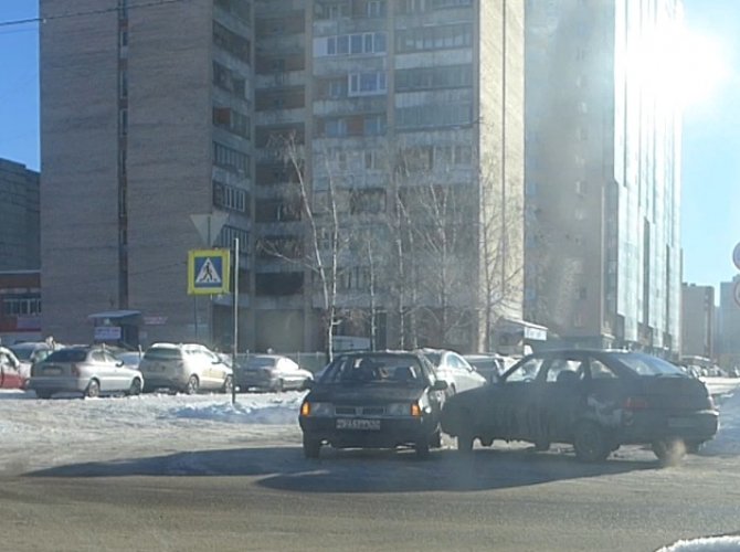 ДТП на улице Жени Егоровой