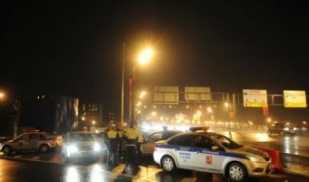 Авария со снегоуборщиком в Москве, погиб человек