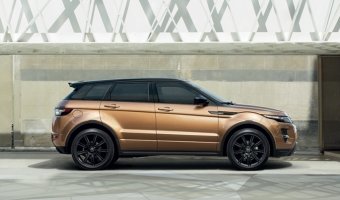  Уверенное движение вперед за рулем Range Rover Evoque