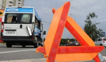 В массовой аварии с маршрутками в Купчино пострадал 9-летний мальчик