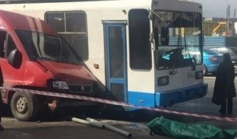 Подробности ДТП на пр. Ветеранов: авария произошла в результате смерти водителя за рулем