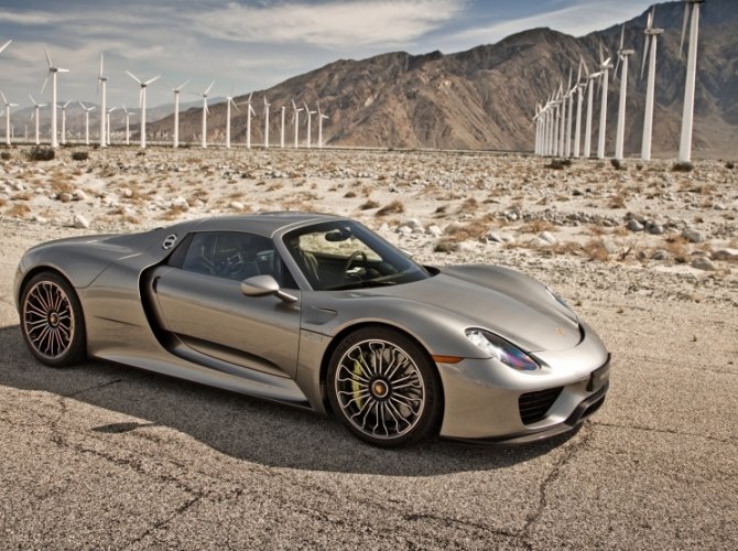 Porsche 918 Spyder 1.jpg