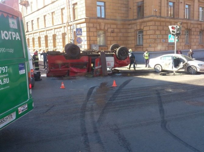 дтп пожарная машина спб 2.jpg