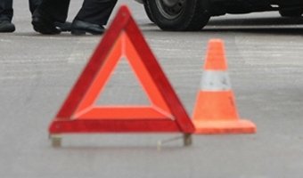 В ДТП с маршруткой и легковым автомобилем в Петербурге пострадали люди